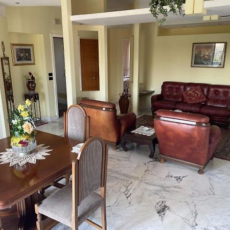 Geltrude Appartement Avola Buitenkant foto